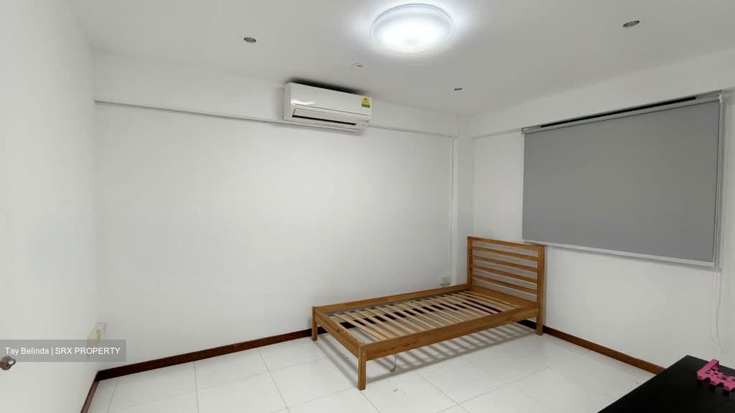 Blk 157 Mayflower Shopping & Food Centre (Ang Mo Kio), HDB 3 Rooms #556610431